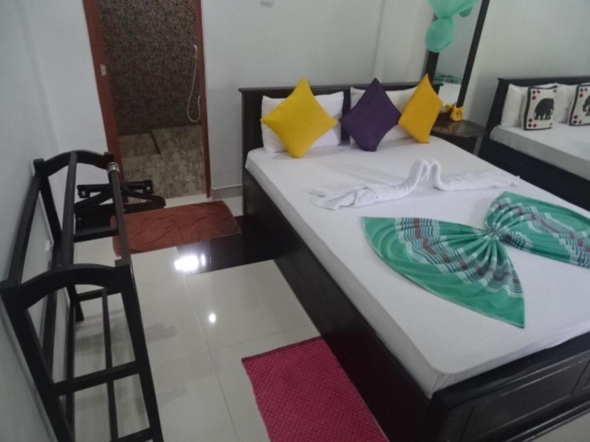 Lovely Lodge Сигирия Экстерьер фото