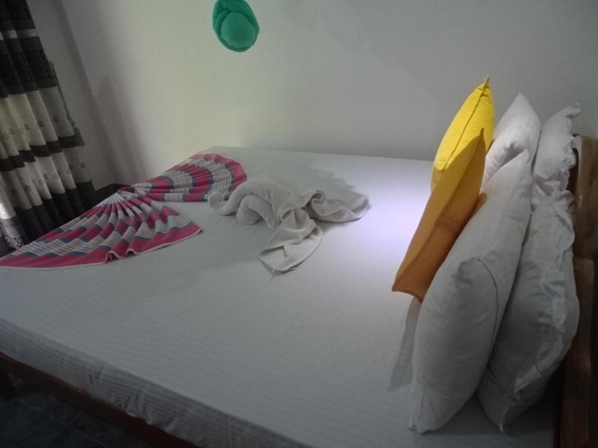 Lovely Lodge Сигирия Экстерьер фото